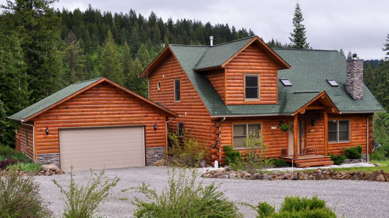 Log Home Weatherproofing in Kansas City, KS